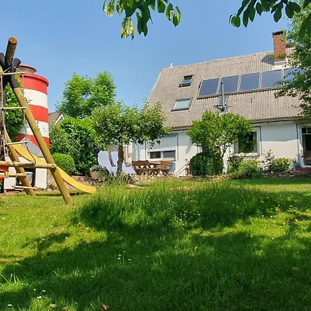 Urlaub An Nordsee Und Elbmuendung Flussidyll * Neuenkirchen (Cuxhaven)